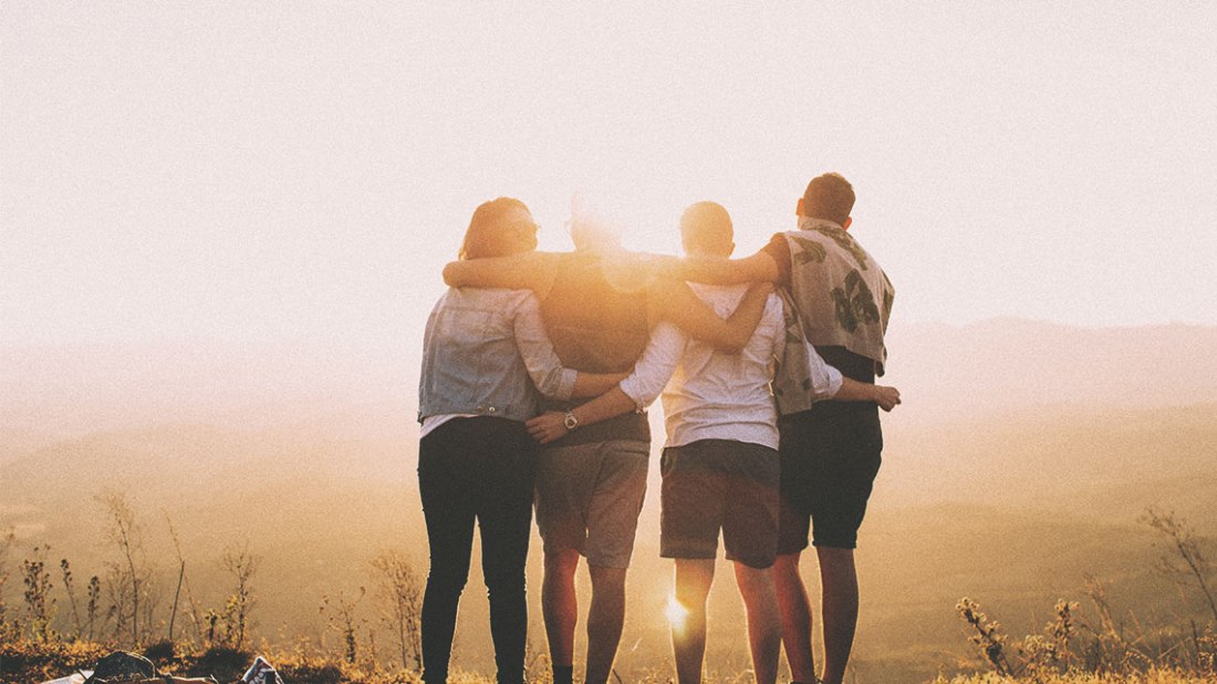 Helping-a-friend-1140x641