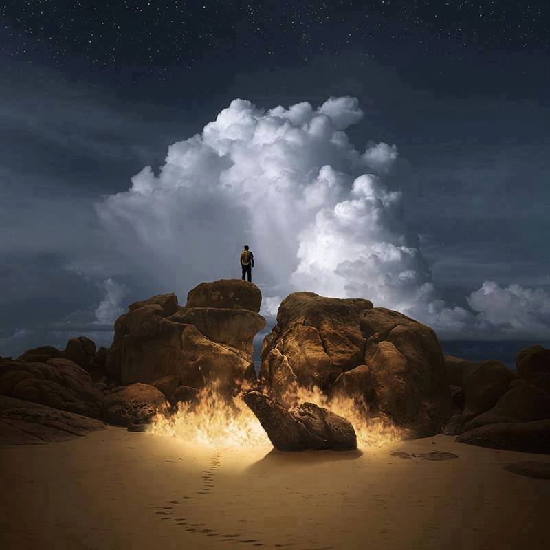 un zbor ciudat de mircea trifu