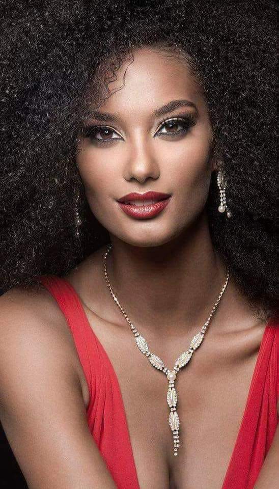 e un dar dumnezeiesc de sandu chiva