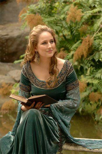 istorii se repeta de aurelia oanca