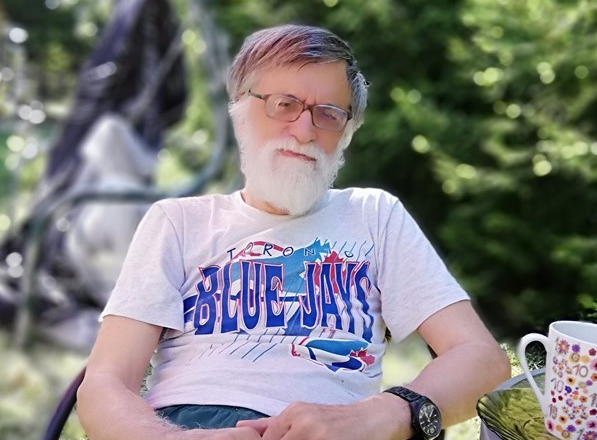 intuneric si lumina de gabriel ionescu