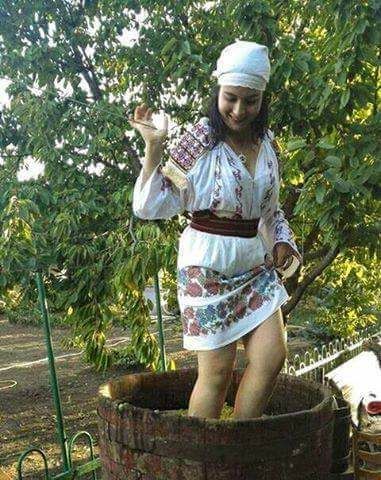 Joaca Mita de sandu chiva