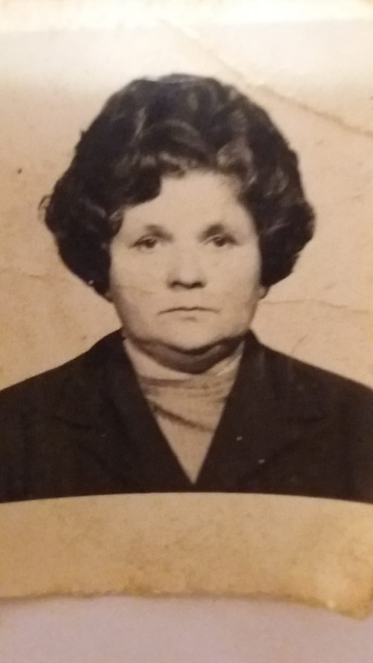 mama mea cu nume sfant de valentina petraru