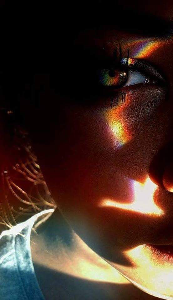 negresit de undeva de elena tudosa