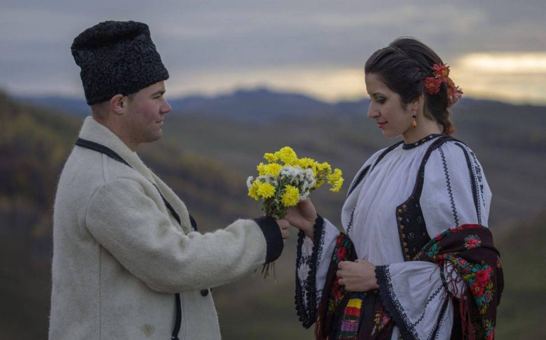 mai spune-mi iar de aurelia oanca