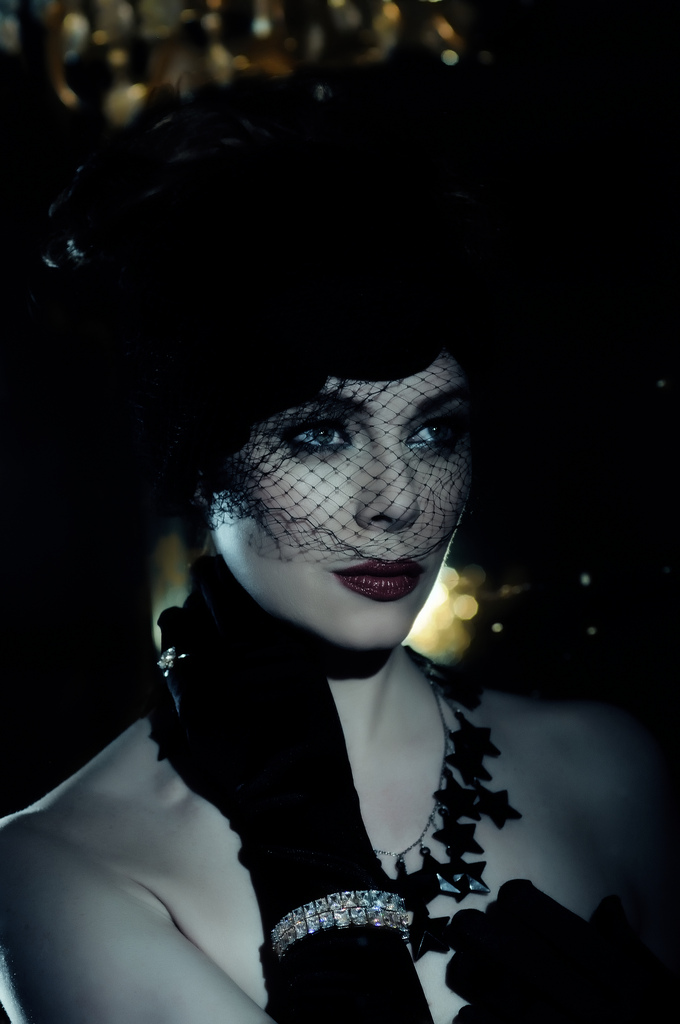 Straina cu palatie mov de Mihaela CD